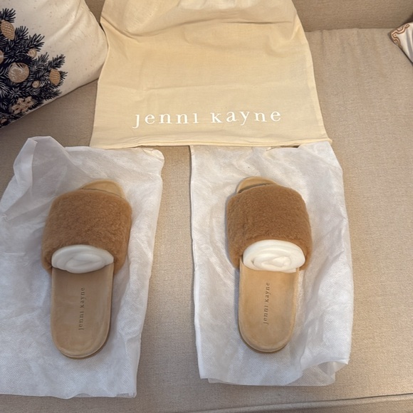 Jenni Kayne Shearling Slide Sandal - Picture 4 of 4